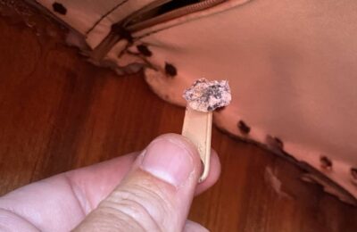 Replacing corroded zipper pulls