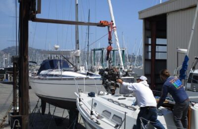 How to remove a sailboat engine