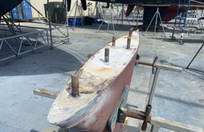 How to remove a sailboat keel